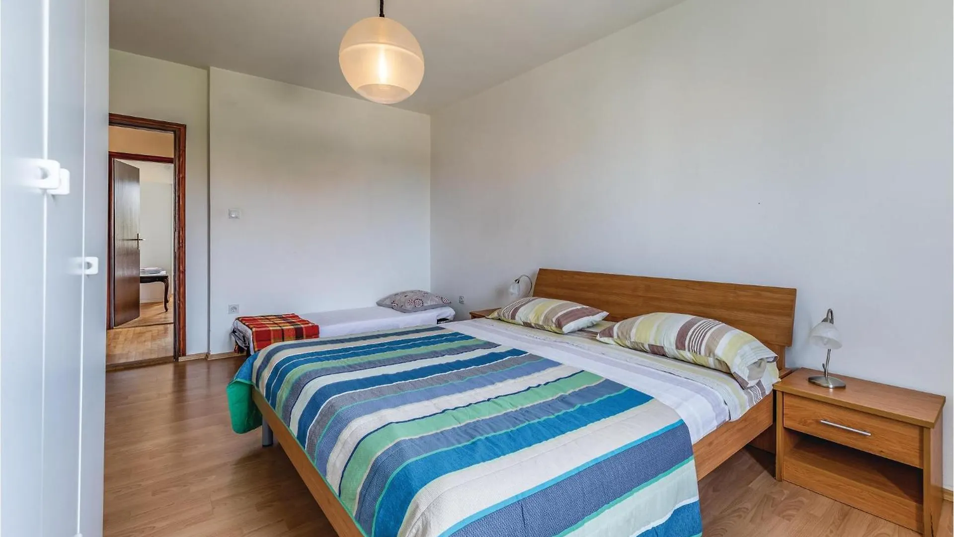 3 Bedroom Gorgeous Home In Valbandon 0*,  Kroatien