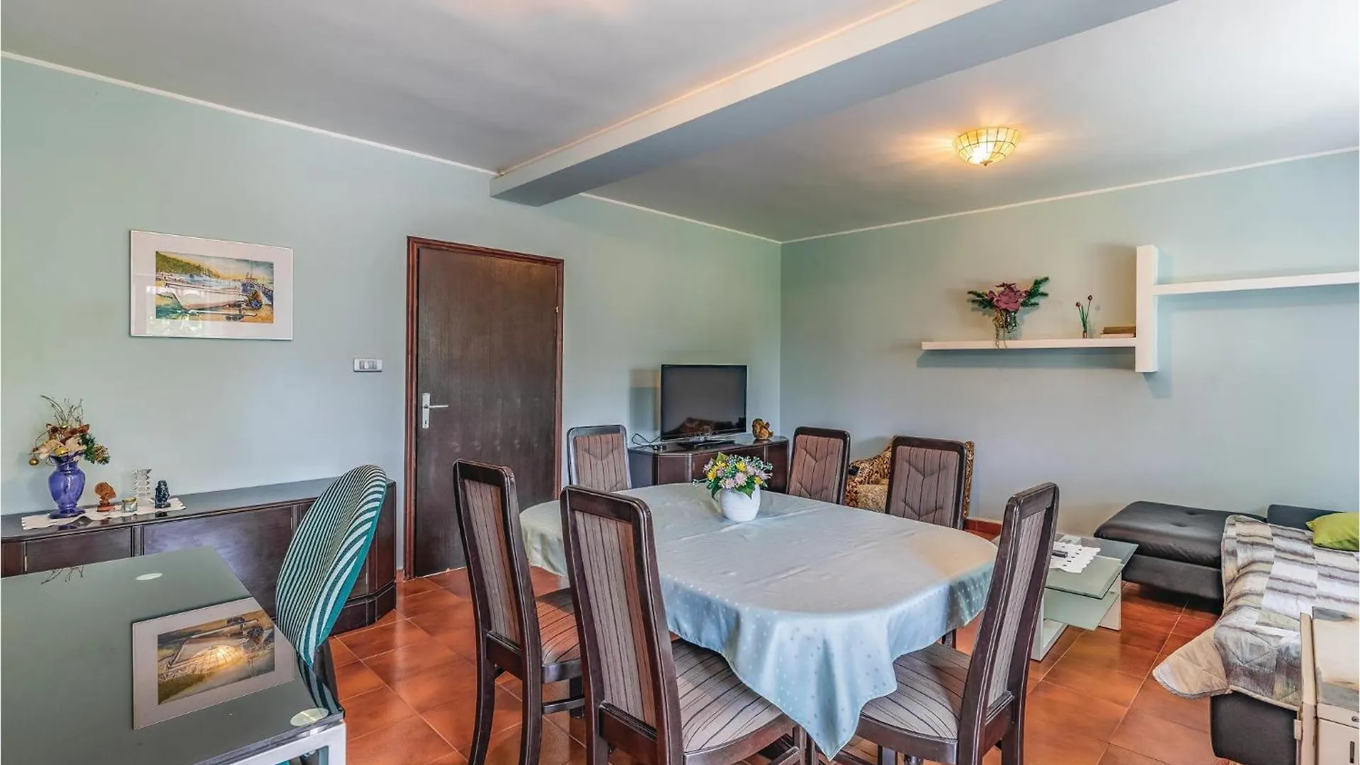 Feriehus 3 Bedroom Gorgeous Home In Valbandon Kroatien