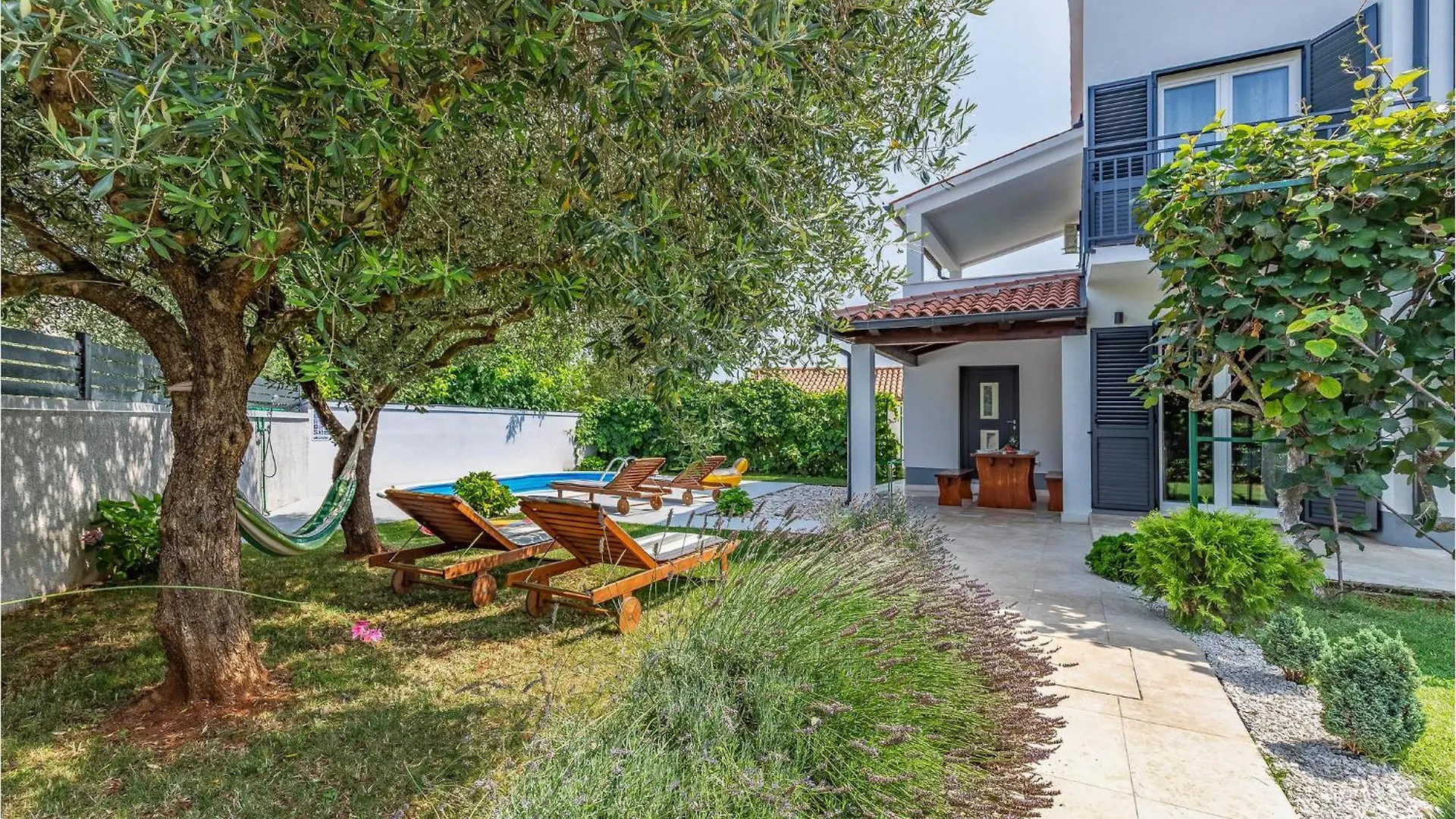 3 Bedroom Gorgeous Home In Valbandon Kroatien